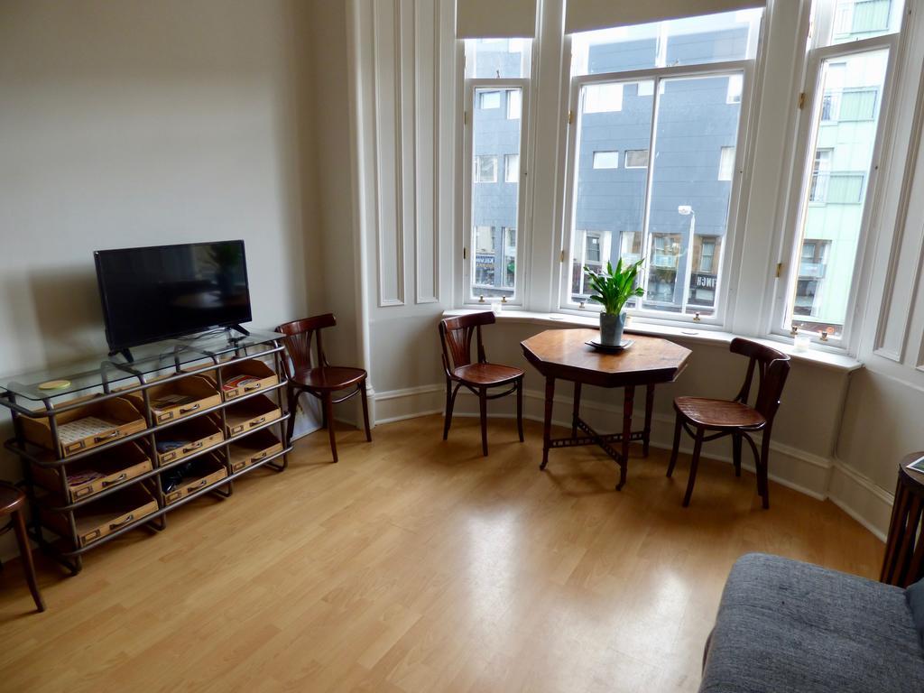 The Derby Suite Glasgow Exteriör bild